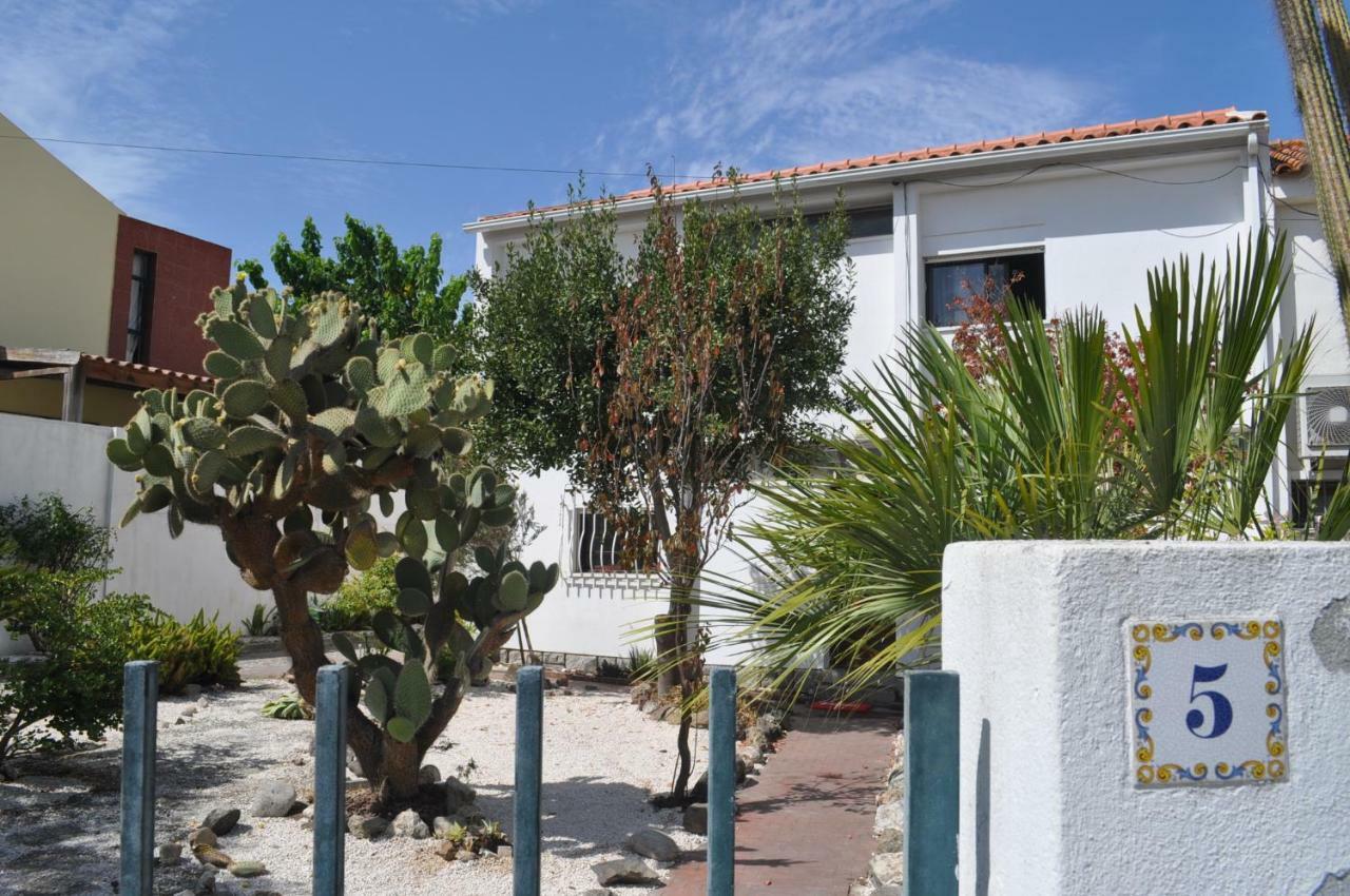 F! Lisbon Guest House Esterno foto